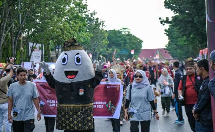 KPU Riau Pertama Kali Gelar Jalan Santai dengan Konsep Karnaval 3