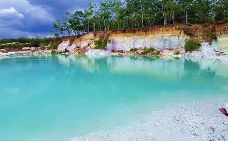 Kawah Biru2