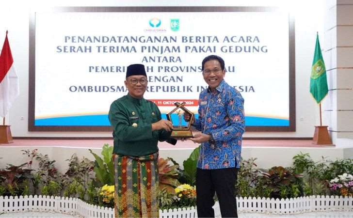 Pemprov Riau Serah Terima Pinjam Pakai Tanah dan Bangunan Untuk Ombudsman RI Perwakilan Riau 6