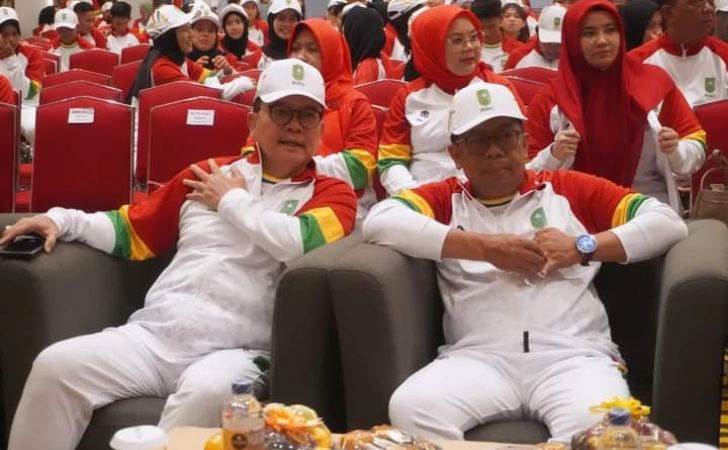 Pj Gubernur Riau Kukuhkan dan Lepas Kontingen Riau Menuju PON XXI Aceh - Sumut 6