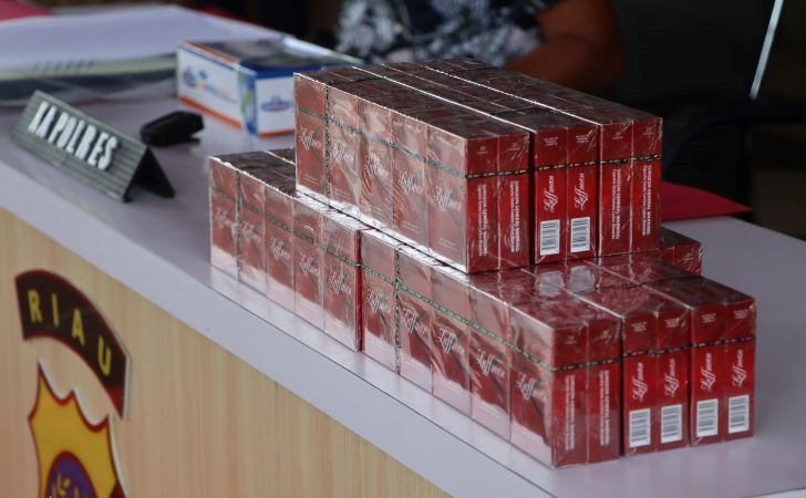 5000-Bungkus-Rokok-Ilegal-Luffman-Disita-Polres-Rohul-Penjual-Ditangkap-1.jpg