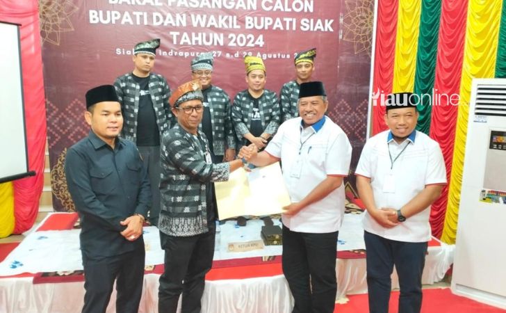 Alfedri-husni-daftar-di-KPU.jpg