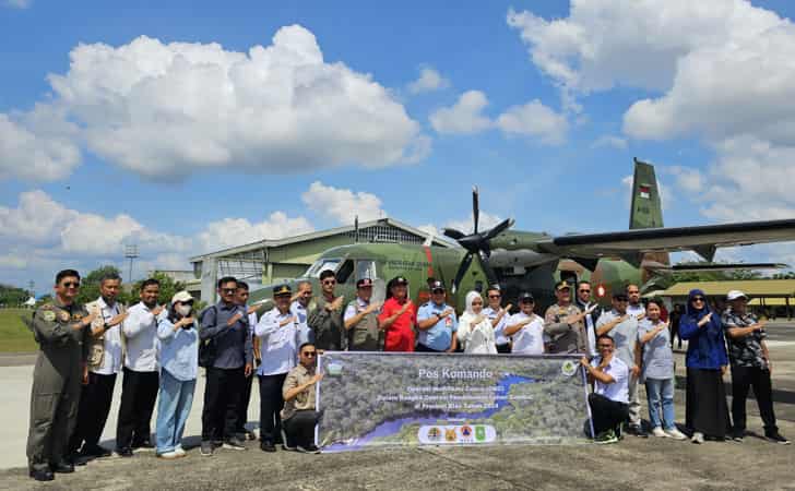 BPBD-BMKG-semai-garam-di-langit.jpg