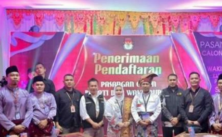 Berkas-Dua-Paslon-Bupati-dan-Wakil-Bupati-Bengkalis-Diterima-KPU.jpg