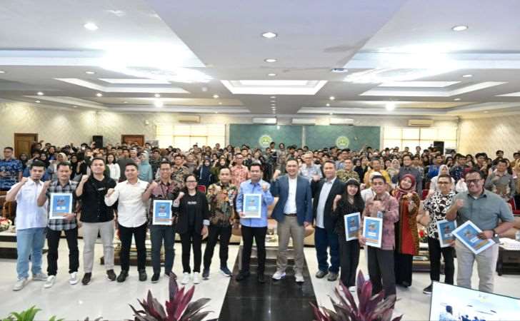 Bisnis-Indonesia-Goes-to-Campus-2024-Bekali-Mahasiswa-Hadapi-Masa-Depan.jpg