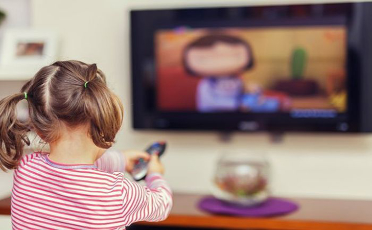 Dampak Tayangan Televisi terhadap Perkembangan Perilaku Anak