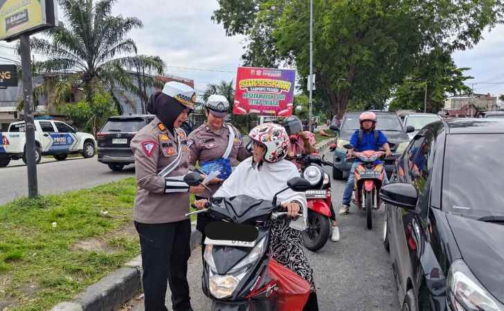 Ditlantas-Polda-Riau-Ajak-Pengendara-Tingkatkan-Keamanan-dan-Keselamatan-Berkendara.jpg