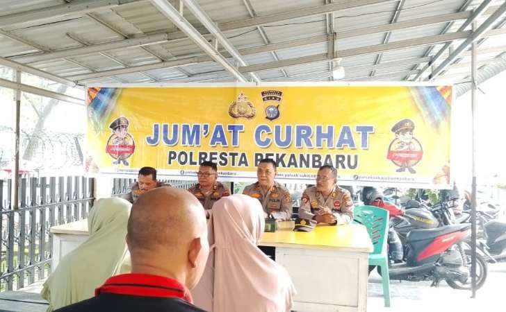 Jumat-Curhat-Polresta-Pekanbaru-dan-Polsek-Sukajadi-Warga-Keluhkan-Keamanan-Lingkungan.jpg