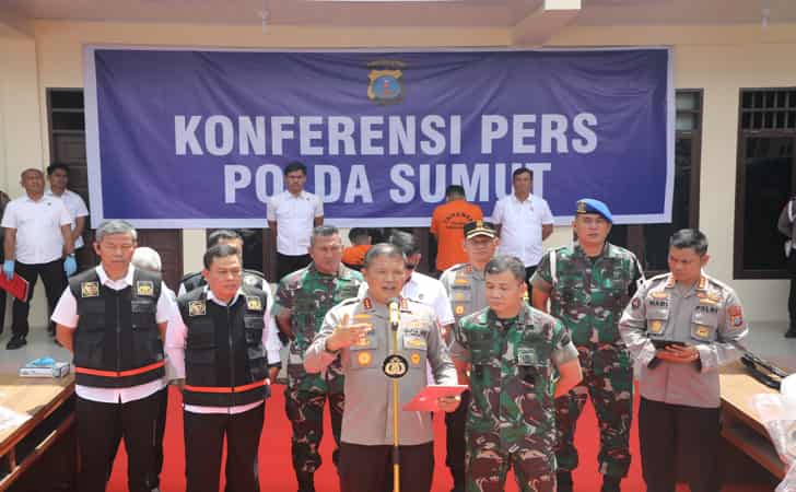 Kapolda-SUmut-saat-konpres4.jpg