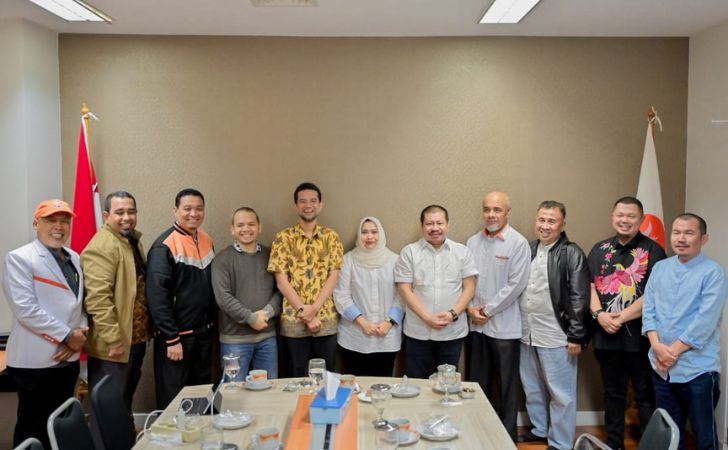 Kasmarni-Penuhi-Undangan-Silaturahmi-DPP-PKS-di-Jakarta.jpg