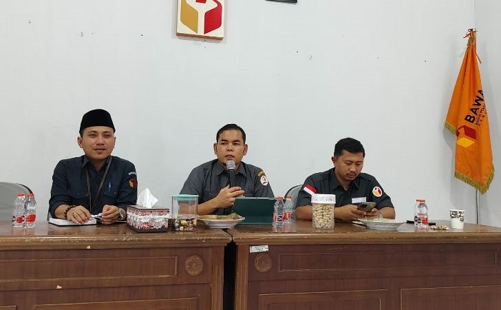 Ketua-Bawaslu-Siak-Zulfadli-Nugraha.jpg