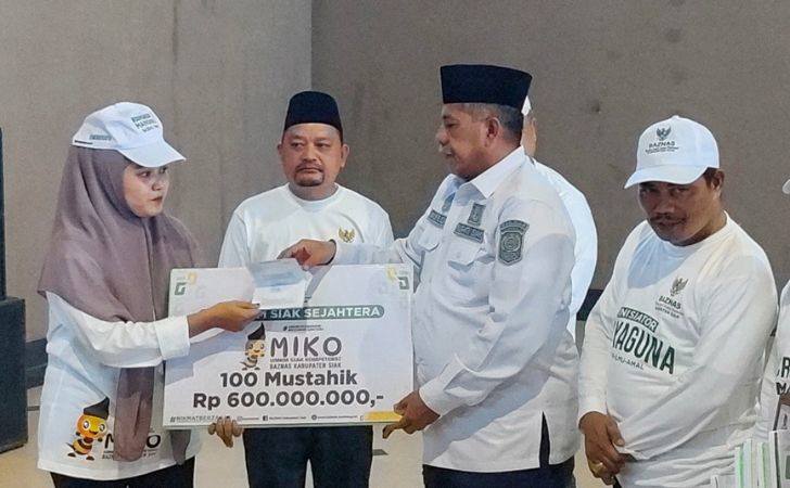 Melalui-Program-UMKM-Produktif-Baznas-Siak-Salurkan-Rp27-Miliar-untuk-500-Mustahik.jpg