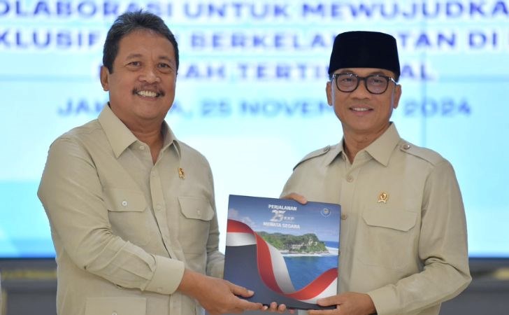 Mendes-PDT-Optimis-Desa-Mampu-Penuhi-Protein-Program-Makan-Bergizi-Prabowo.jpg