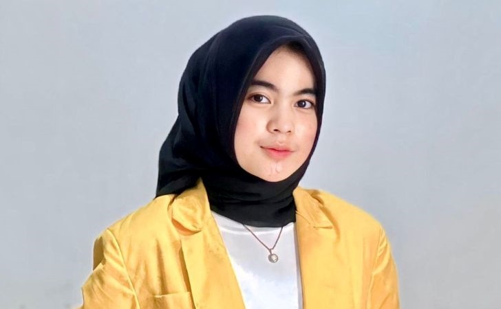 Mutia-Ayu-Lestari-mahasiswi-Fakultas-Hukum-Universitas-Lancang-Kuning.jpg