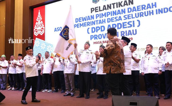 Pimpinan-dpd-Apdesi-Riau-yang-baru.jpg