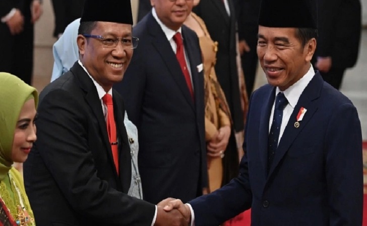 Presiden-lantik-Supratman.jpg