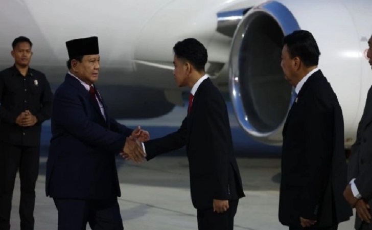 Presiden-prabowo-tiba-di-tanah-air.jpg