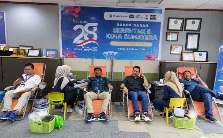 Rayakan-HUT-ke-28-Karyawan-XL-Axiata-Gelar-Donor-Darah-di-5-Kota-Sumatera.jpg