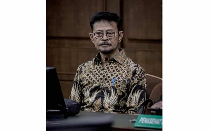 SYL-disidang-kasus-korupsi-di-tipikor2.jpg