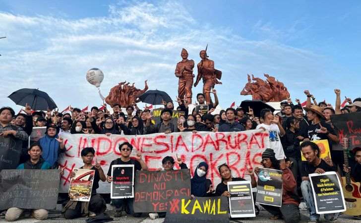 Tak-Mau-Dipimpin-Anak-Cucu-Jokowi-Rakyat-Riau-Lawan-Politik-Dinasti.jpg