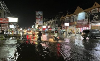 Banjir-di-Jalan-Paus1.jpg