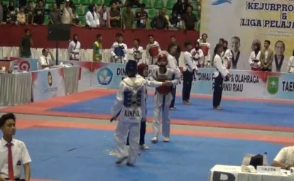 Kejuaraan-taekwondo-di-GOR-Pekan.jpg