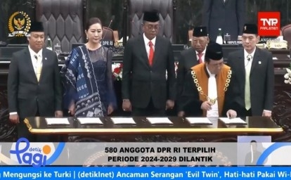 Pengambilan-sumpah-jabatan-DPR-RI.jpg