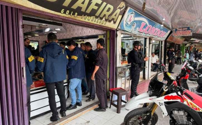 Ratusan-Gram-Emas-dari-Toko-Emas-Syafira-Disita-Diduga-Terkait-PETI-Kuansing.jpg