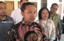 Abdul-Wahid-di-Bawaslu-Riau.jpg