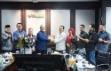 BRK-Syariah-dan-DPRD-Riau-Bahas-Dukungan-Program-dan-Sinergi-dengan-BUMD.jpg