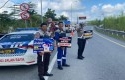 Ditlantas-Polda-Riau-kampanye-di-tol2.jpg