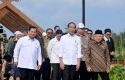 Presiden-Joko-Widodo-dan-Kabinet-berkeliling-Ibu-Kota-Nusantara-IKN.jpg